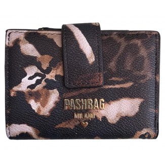 Cliff Willd Kiss Pashbag